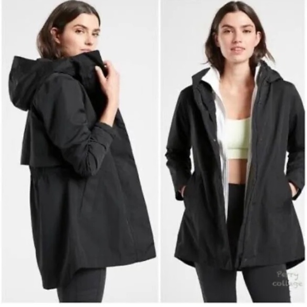 Athleta Forecast Rainout Jacket Women's size Large like new